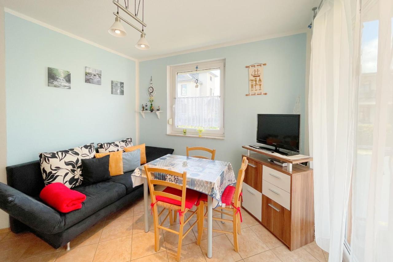 Waldstrasse 8A Ferienwohnung Richter Uckeritz Ngoại thất bức ảnh